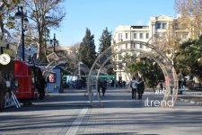 Баку в преддверии Нового года (ФОТОРЕПОРТАЖ)