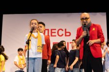 В Баку разгорелась битва смеха и креатива Юниор Лиги КВН сезона 2025–2026 (ФОТО)