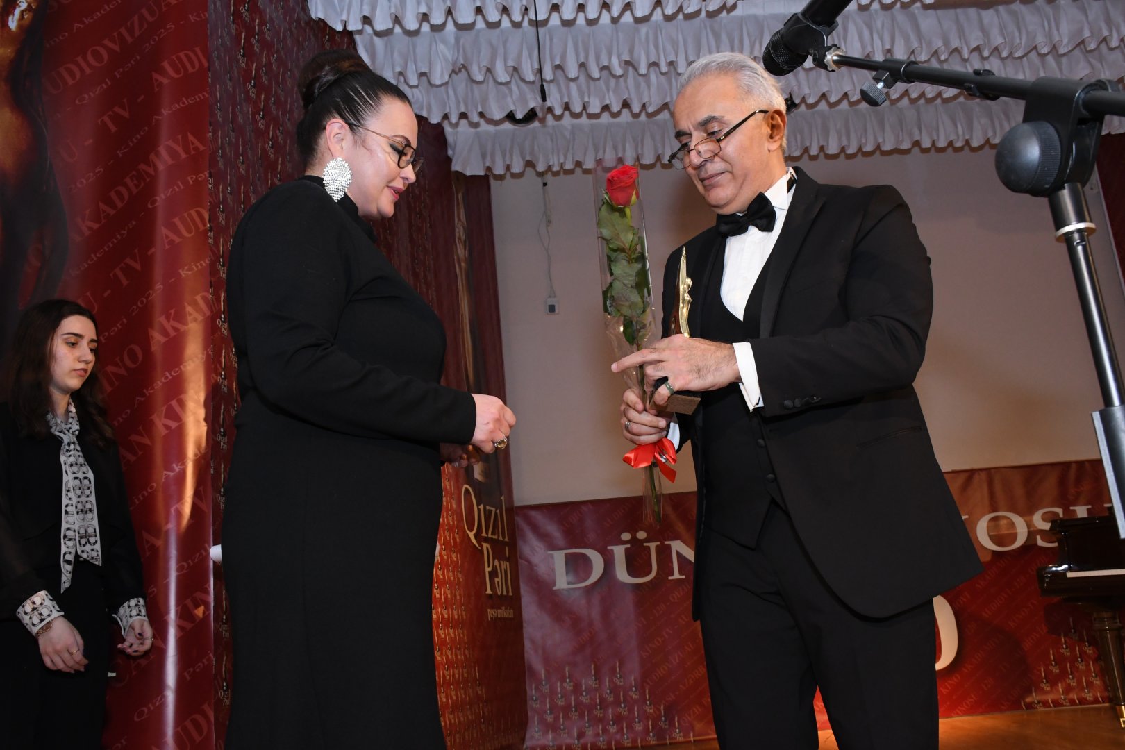 Киноакадемия Азербайджана провела торжественную церемонию награждения "Qızıl Pəri – 2025" (ФОТО)