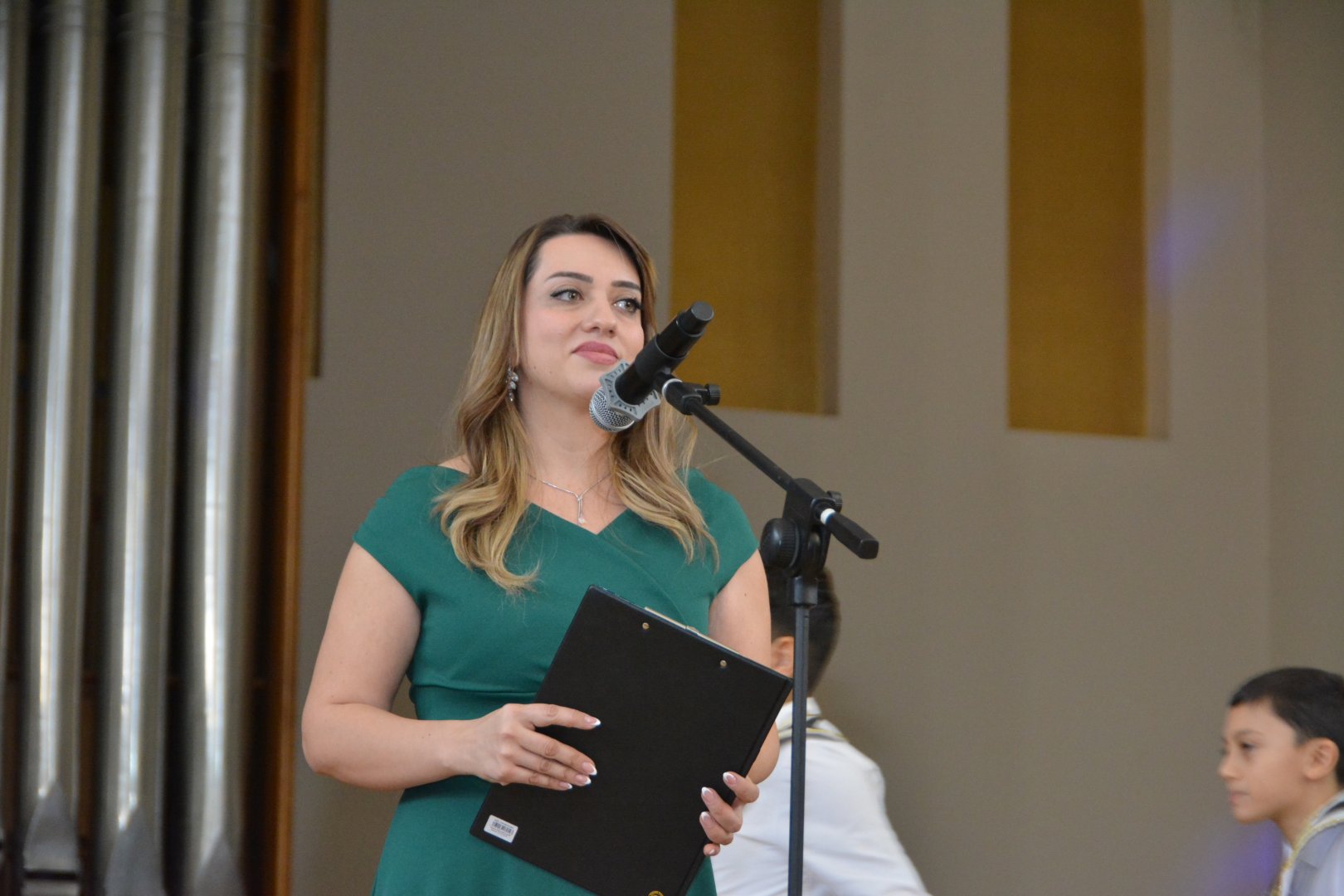 Фархад Бадалбейли отметил день рождения вместе со студентами Бакинской музыкальной академии (ФОТО)