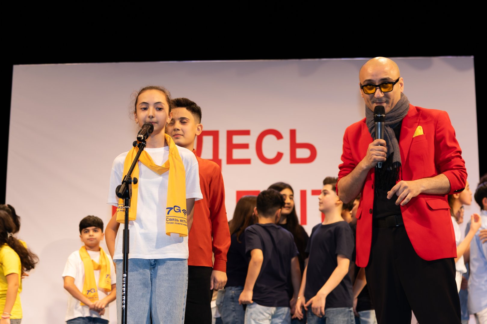 В Баку разгорелась битва смеха и креатива Юниор Лиги КВН сезона 2025–2026 (ФОТО)