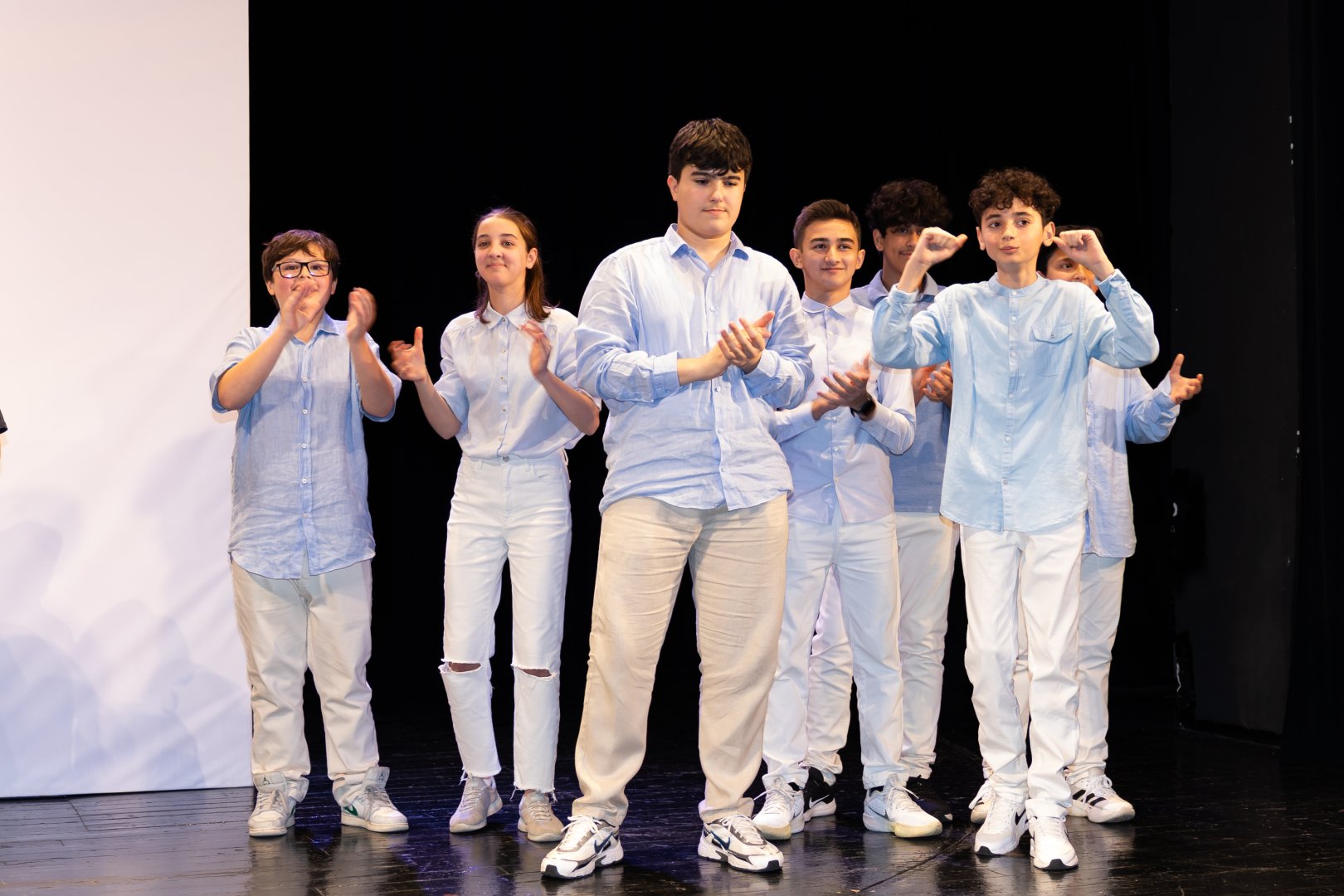 В Баку разгорелась битва смеха и креатива Юниор Лиги КВН сезона 2025–2026 (ФОТО)