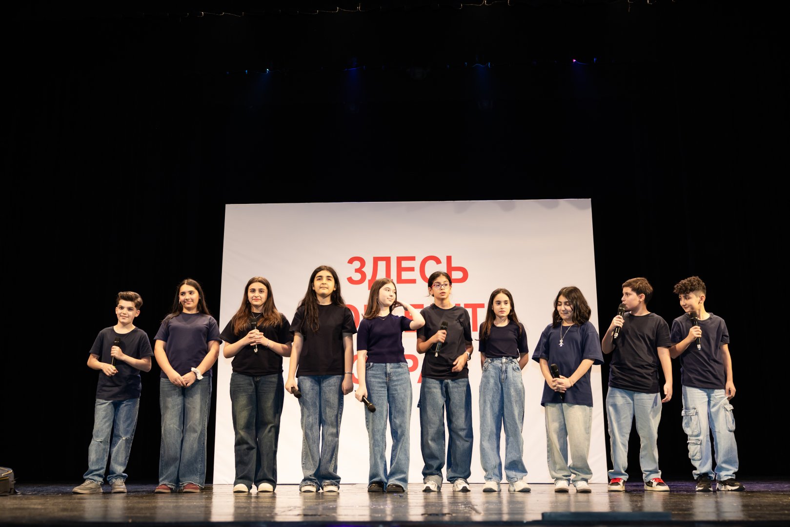 В Баку разгорелась битва смеха и креатива Юниор Лиги КВН сезона 2025–2026 (ФОТО)