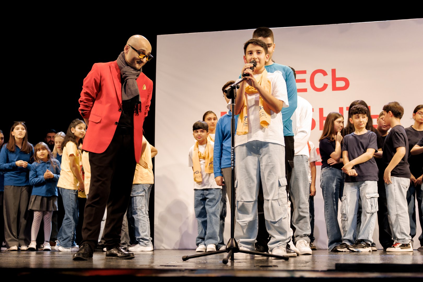 В Баку разгорелась битва смеха и креатива Юниор Лиги КВН сезона 2025–2026 (ФОТО)