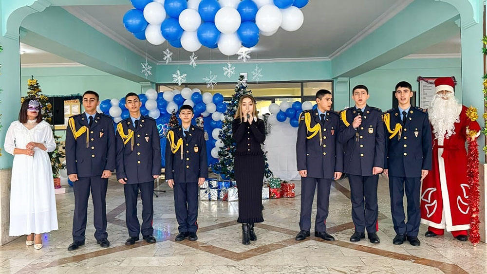 В Азербайджанской армии отмечены День солидарности азербайджанцев мира и Новый год (ФОТО)