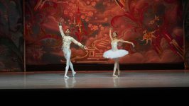 Новый год в Баку - фантастические танцы, торжество добра и исполнение заветных желаний (ФОТО)