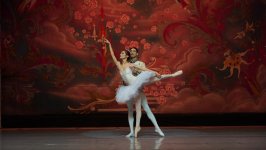 Новый год в Баку - фантастические танцы, торжество добра и исполнение заветных желаний (ФОТО)