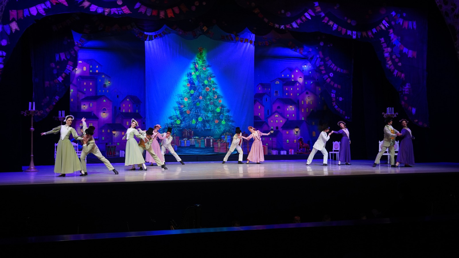 Новый год в Баку - фантастические танцы, торжество добра и исполнение заветных желаний (ФОТО)