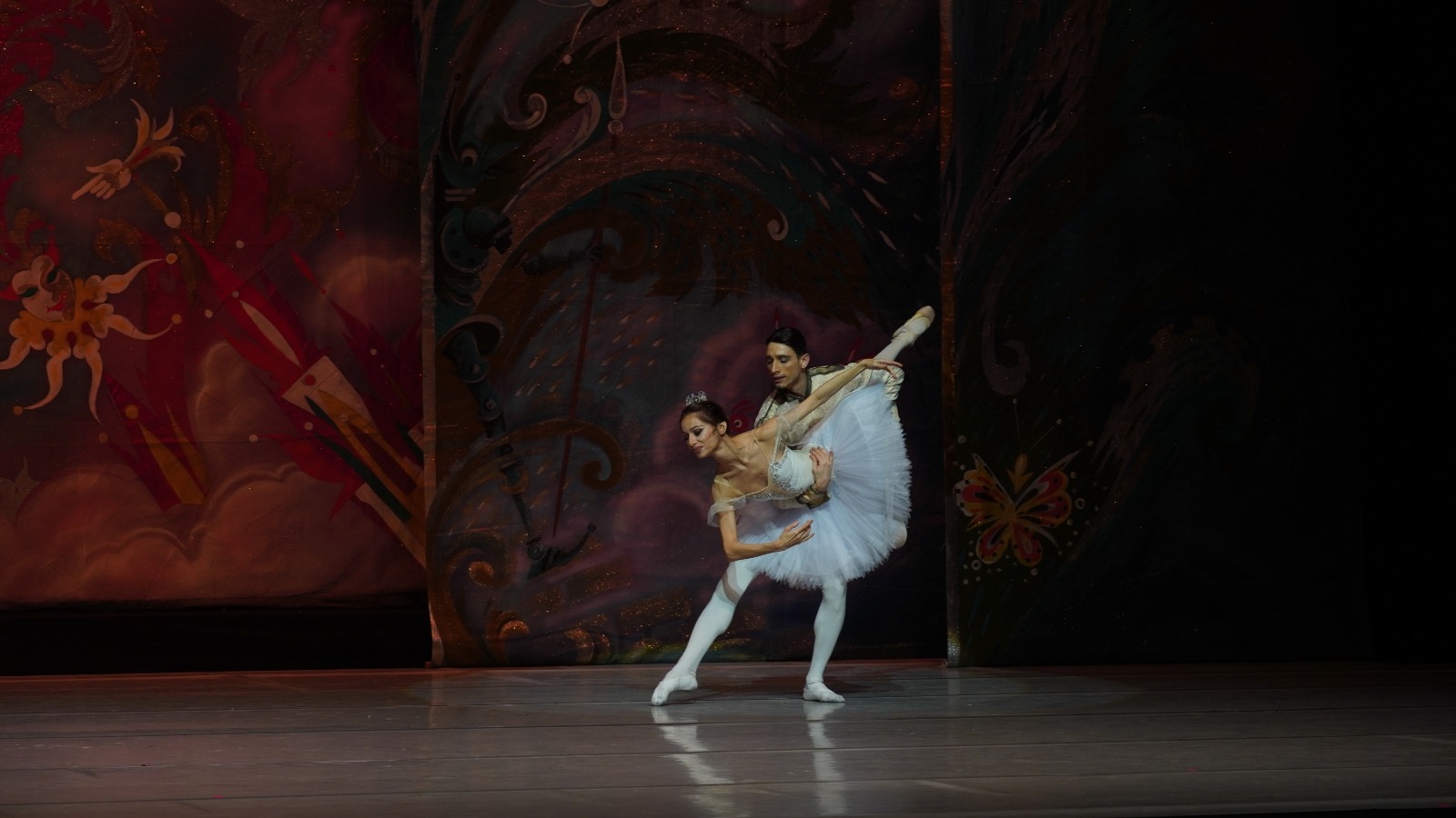 Новый год в Баку - фантастические танцы, торжество добра и исполнение заветных желаний (ФОТО)