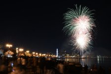В Баку по случаю Нового года состоялся праздничный салют (ФОТО)
