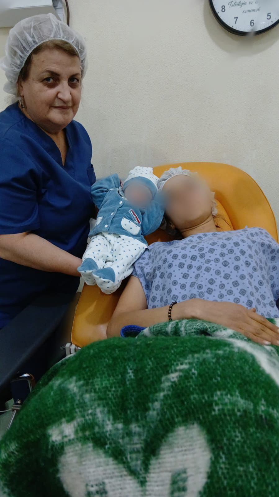 В Азербайджане родился первый ребенок в новом году (ФОТО)