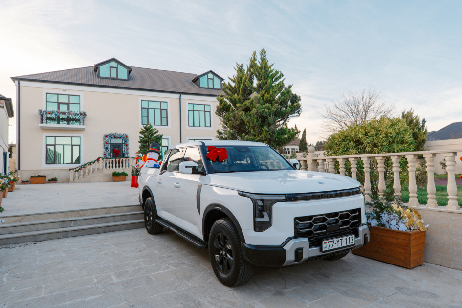 Вице-президент Фонда Гейдара Алиева Лейла Алиева и руководитель Баку Медиа Центра Арзу Алиева приняли участие в праздничном мероприятии в Центре социальной реабилитации детей Tut Əlimdən (ФОТО)