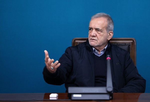 Президент Ирана подчеркнул важность ускорения работы по коридорам «Север–Юг» и «Восток–Запад»