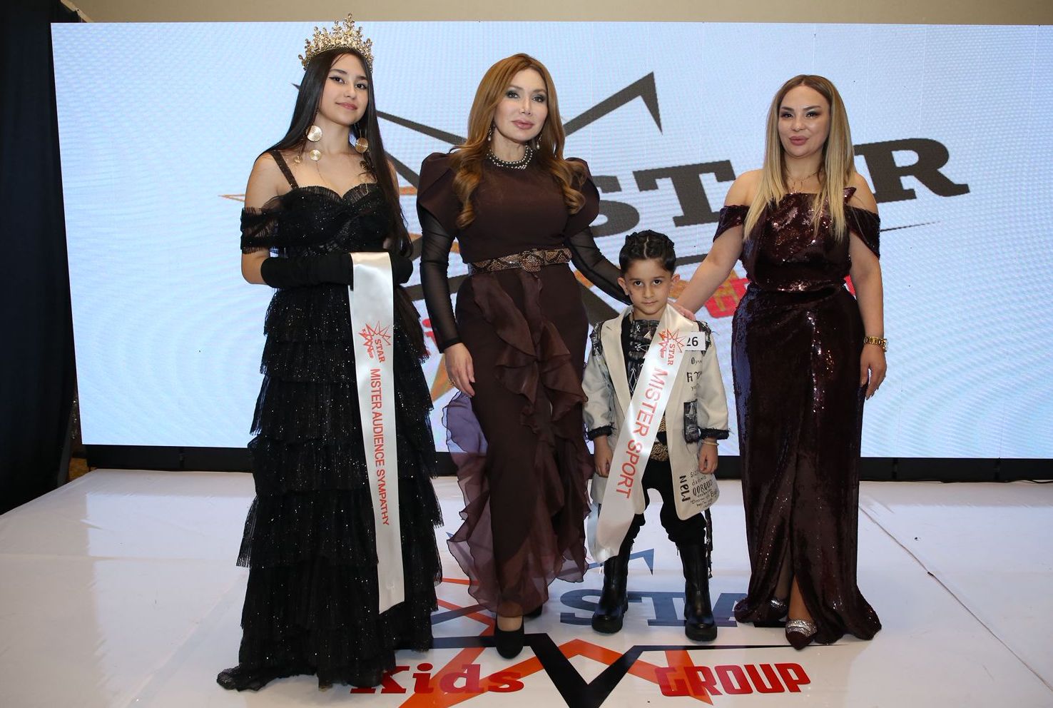 Новый год в Баку стартовал с красочного дефиле Azerbaijan Kids Fashion Show 2026 (ФОТО)