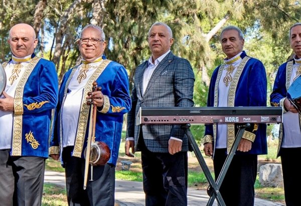 Израильская группа, представив композиции в честь Азербайджана, стала победителем во Франции и Швейцарии (ФОТО)