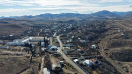 Президент Ильхам Алиев ознакомился с работами, проделанными в селе Ашагы Оратаг Агдеринского района (ФОТО)