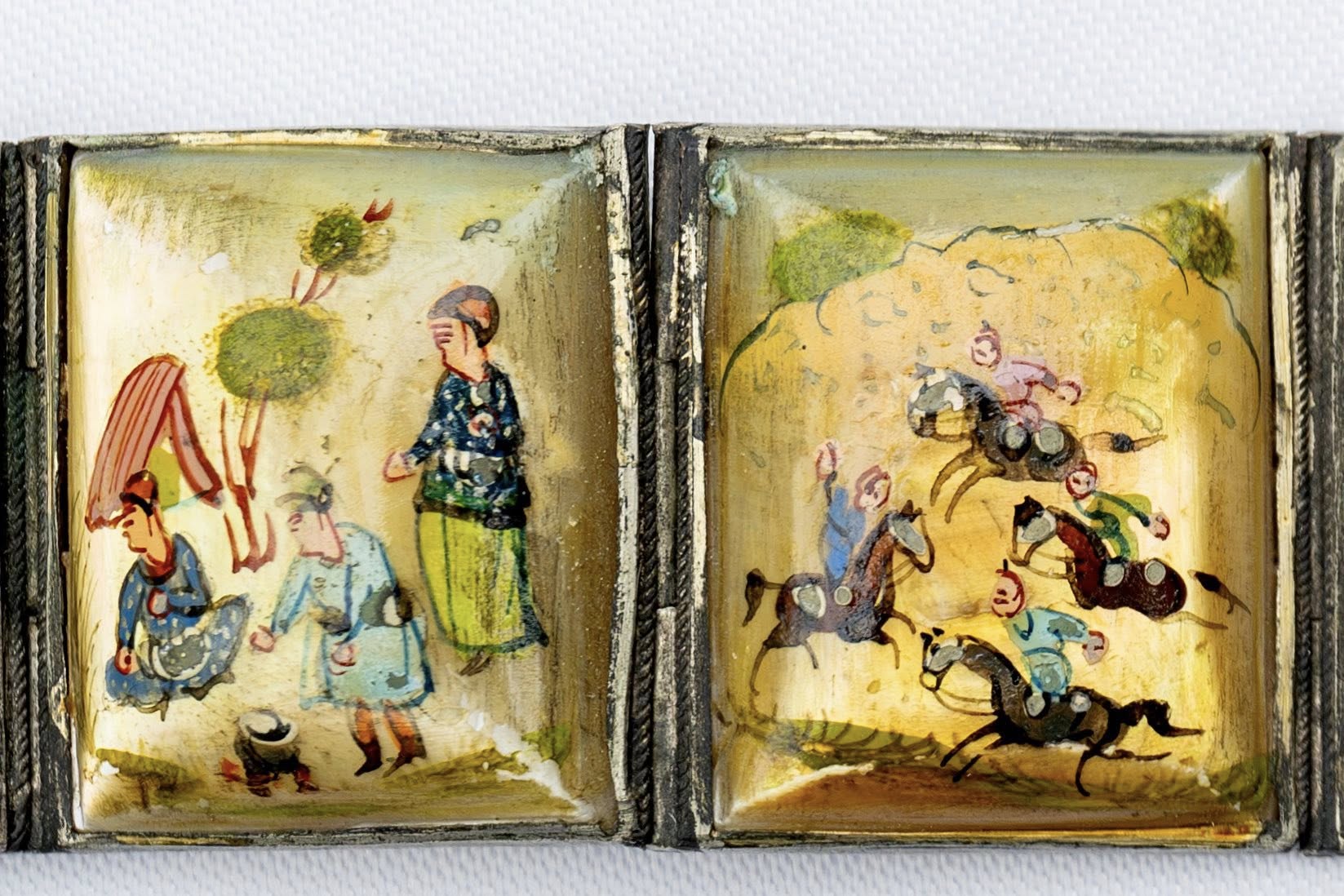 Азербайджанская сокровищница - уникальные перламутровые четки c сюжетами миниатюр (ФОТО)