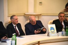 В Баку состоялась презентация книги, посвященного герою спецслужб Айдыну Рагимову - из серии "Azərbaycanın fədakarlıq məktəbi" (ФОТО)