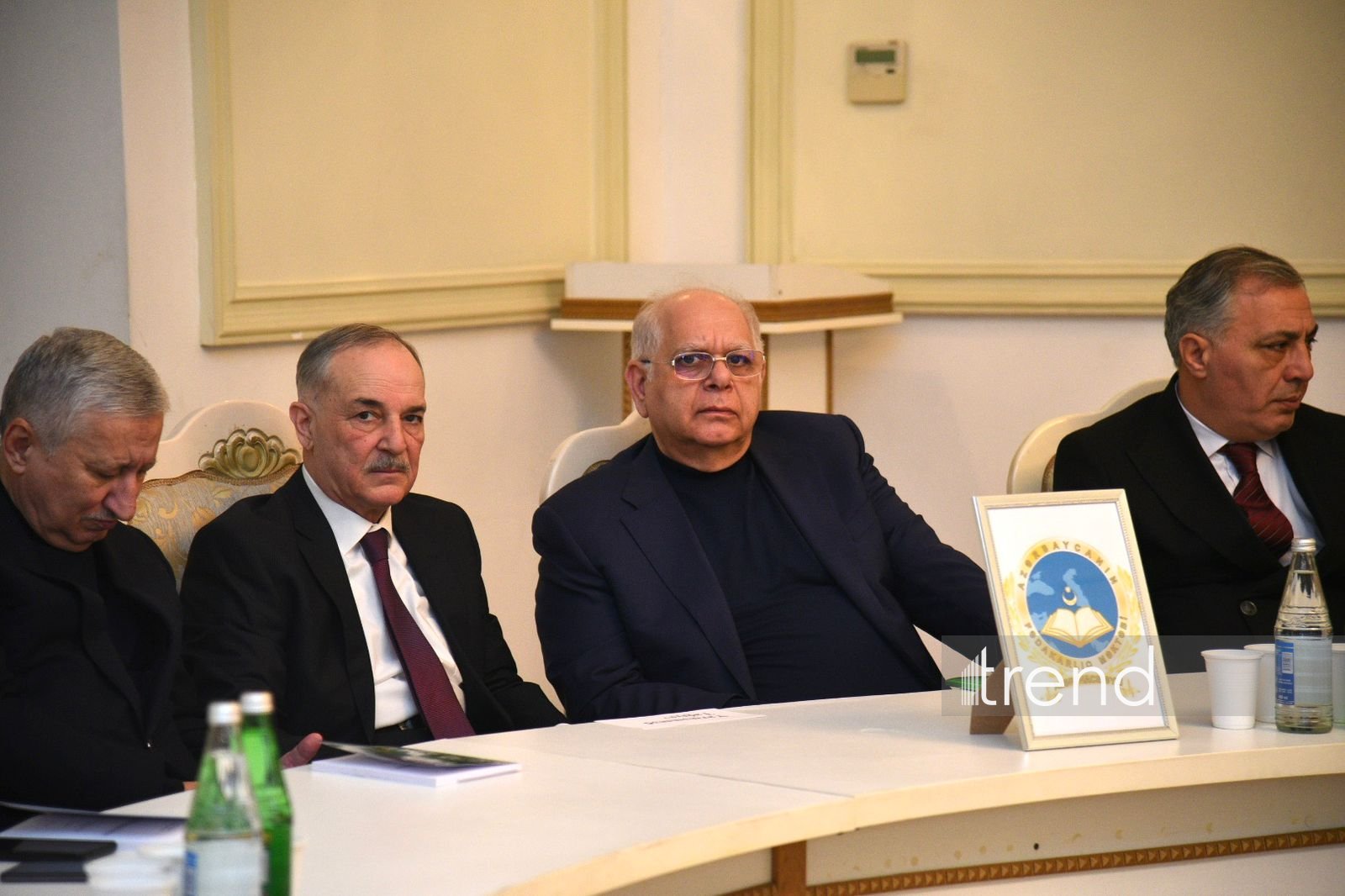 В Баку состоялась презентация книги, посвященного герою спецслужб Айдыну Рагимову - из серии "Azərbaycanın fədakarlıq məktəbi" (ФОТО)