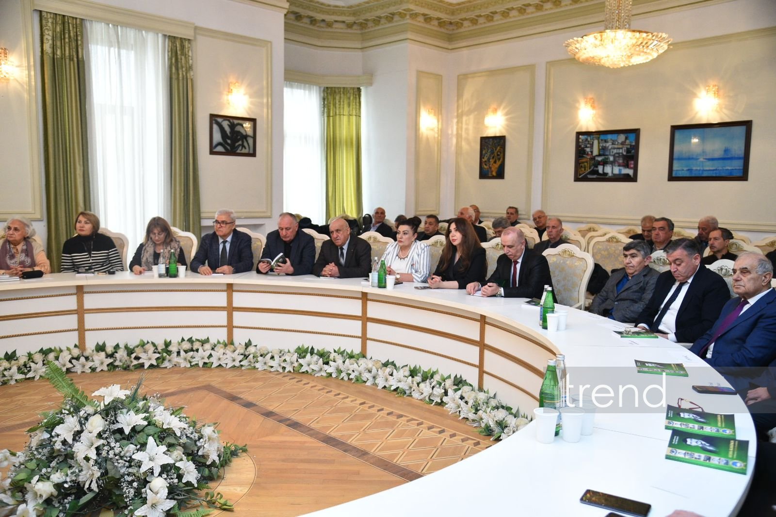 В Баку состоялась презентация книги, посвященного герою спецслужб Айдыну Рагимову - из серии "Azərbaycanın fədakarlıq məktəbi" (ФОТО)