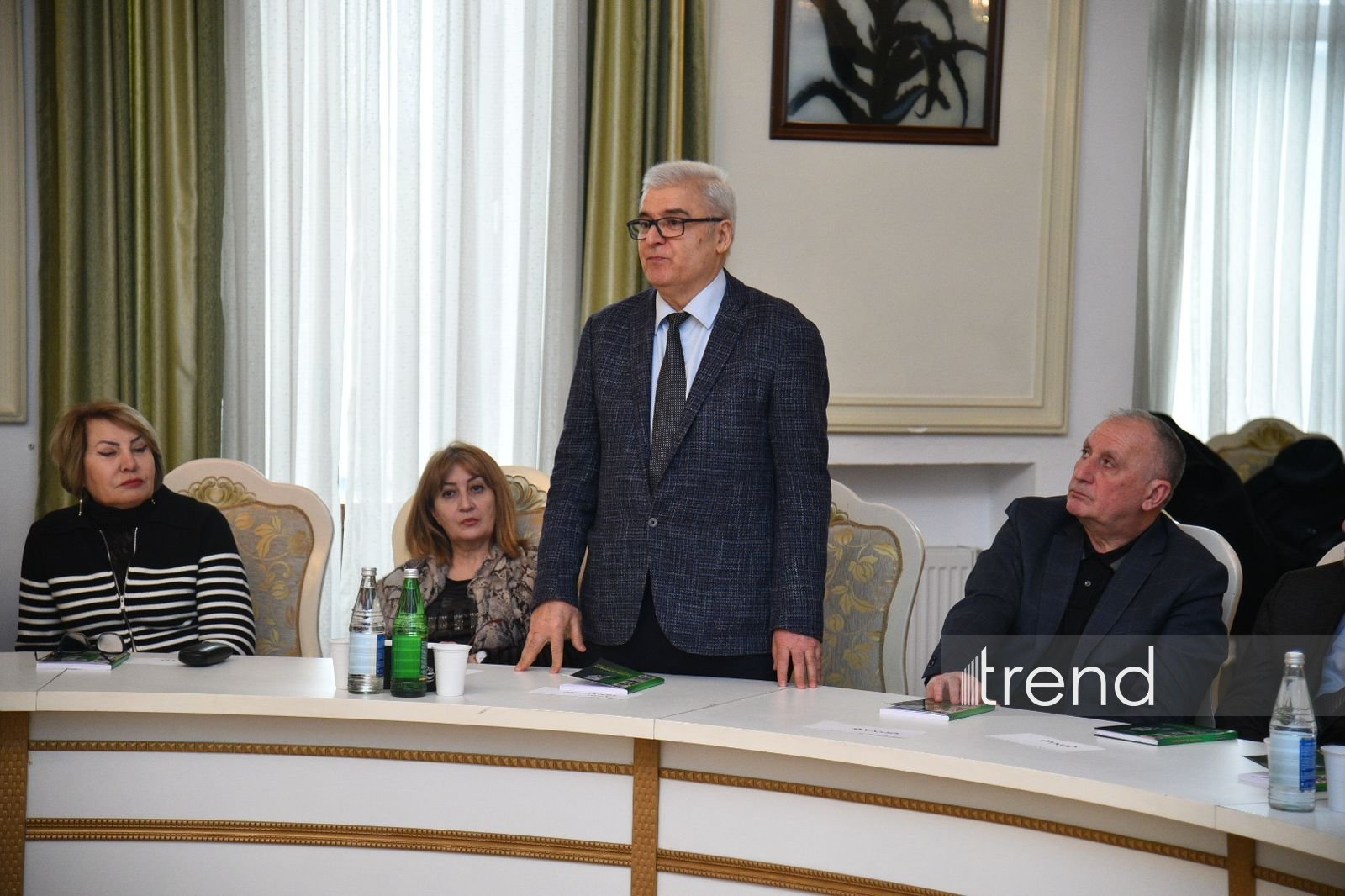 В Баку состоялась презентация книги, посвященного герою спецслужб Айдыну Рагимову - из серии "Azərbaycanın fədakarlıq məktəbi" (ФОТО)