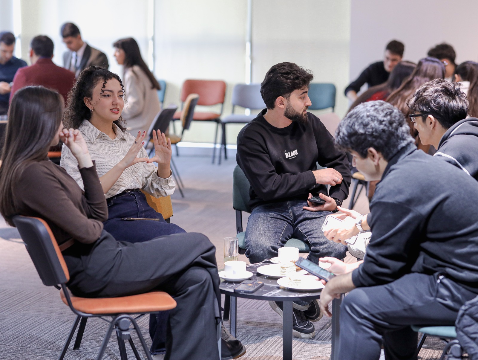 В UNEC состоялся конкурс инноваций: хакатоны «B2B-решения» и «Зеленый Карабах» (ФОТО)