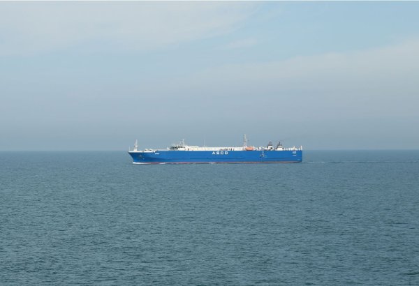 В Азербайджане побит пятилетний рекорд по перевозке автомобилей паромами