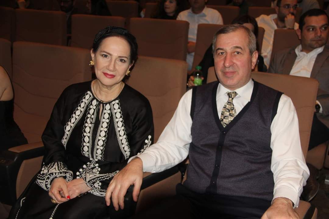 Актер театра и кино Адалят Абдулсамед отмечает юбилей - эмоциональное погружение в образы персонажей (ФОТО)