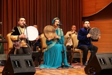 Когда азербайджанский мугам становится исповедью (ФОТО)