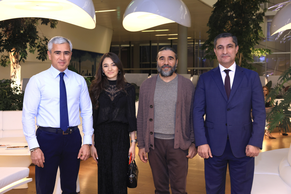 В Центре Гейдара Алиева состоялось открытие выставки Кэрол Фёрмен (ФОТО)