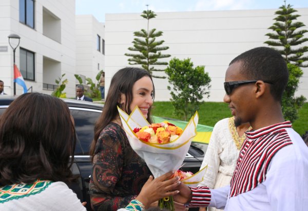 Вице-президент Фонда Гейдара Алиева Лейла Алиева ознакомилась с рядом социальных и культурных объектов в Аддис-Абебе (ФОТО)