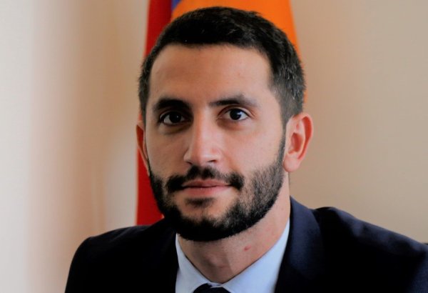 Нормализация отношений между Арменией и Турцией окажет положительное влияние на отношения с Азербайджаном - Рубинян