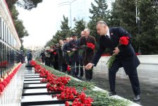 Руководство и коллектив Минздрава Азербайджана почтили память шехидов 20 Января (ФОТО)