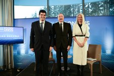 Президент Ильхам Алиев дал интервью телеканалу Euronews в Давосе (ФОТО/ВИДЕО)