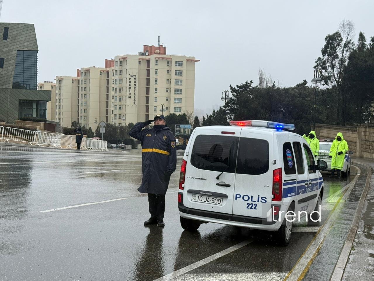 В Азербайджане минутой молчания почтена память шехидов 20 Января (ФОТО)