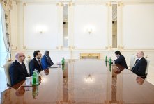 Президент Ильхам Алиев принял делегацию, связанную с "Премией Заида за человеческое братство" (ФОТО)
