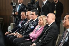 Президент Ильхам Алиев в Давосе принял участие в мероприятии «Завтрак с руководством Азербайджана» (ФОТО)