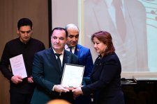 В Баку состоялась церемония награждения лауреатов премии имени Узеира Гаджибейли (ФОТО)