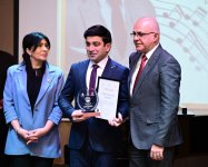 В Баку состоялась церемония награждения лауреатов премии имени Узеира Гаджибейли (ФОТО)