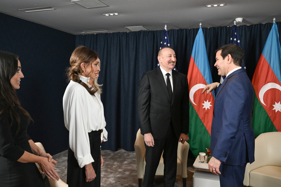 В Давосе состоялась встреча Президента Ильхама Алиева с Президентом Дональдом Трампом (ФОТО/ВИДЕО)