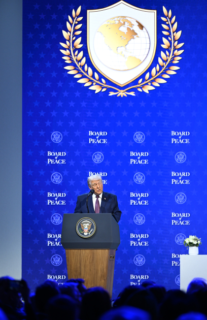 Президент Ильхам Алиев принял участие в церемонии подписания документа «Устав Совета мира» в Давосе (ФОТО)