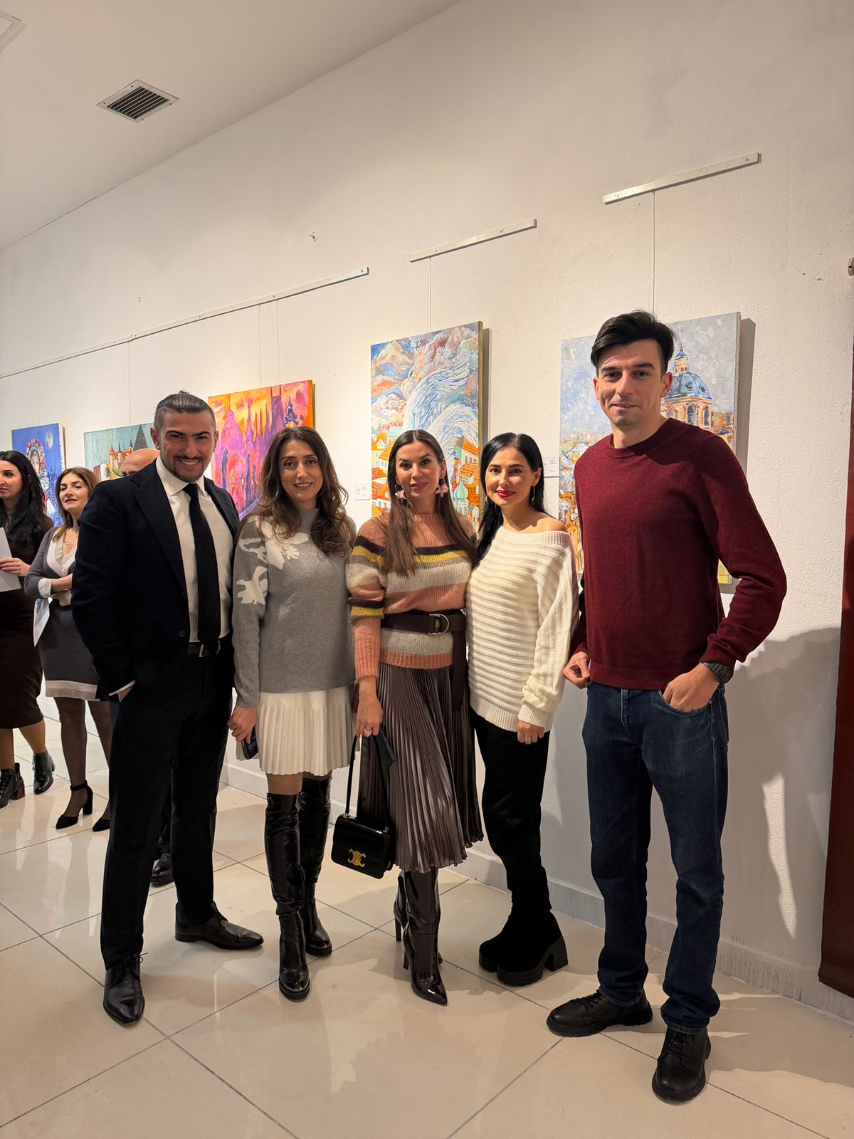 В Баку открылась выставка "Вдохновлённый Чехией" по итогам творческого воркшопа (ФОТО)