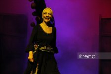 В Баку состоялась премьера спектакля "Кармен. История Хосе" в оригинальной интерпретации - страсть, фатализм, безвременье… (ФОТО)
