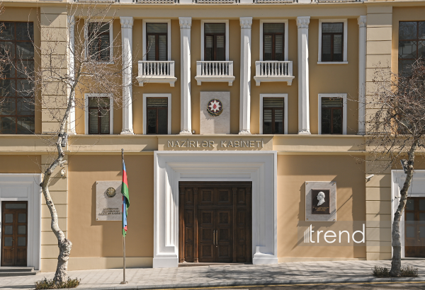 Начался пропуск через границу грузовых автомобилей, возвращающихся в Азербайджан и Иран