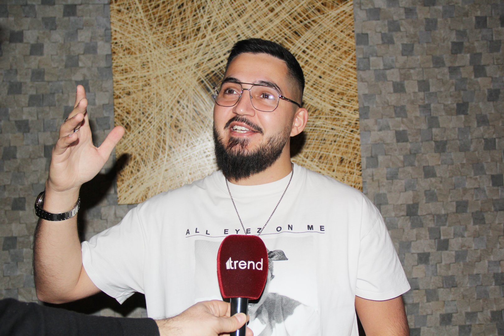 VUSAL: Хочу "отправить в нокаут" весь мир азербайджанскими песнями (ВИДЕО, ФОТО)