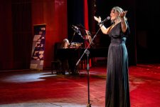 ВТБ (Азербайджан) выступил партнером вечера памяти Владимира Высоцкого в Баку (ФОТО)