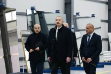 Президент Ильхам Алиев принял участие в открытии завода по производству зеркальных листов в Сумгайытском промышленном парке (ФОТО)