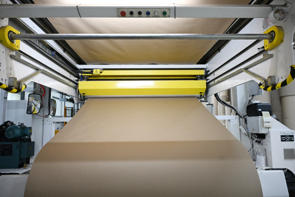 Президент Ильхам Алиев принял участие в открытии предприятия по производству картонной и коробочной тары (ФОТО)