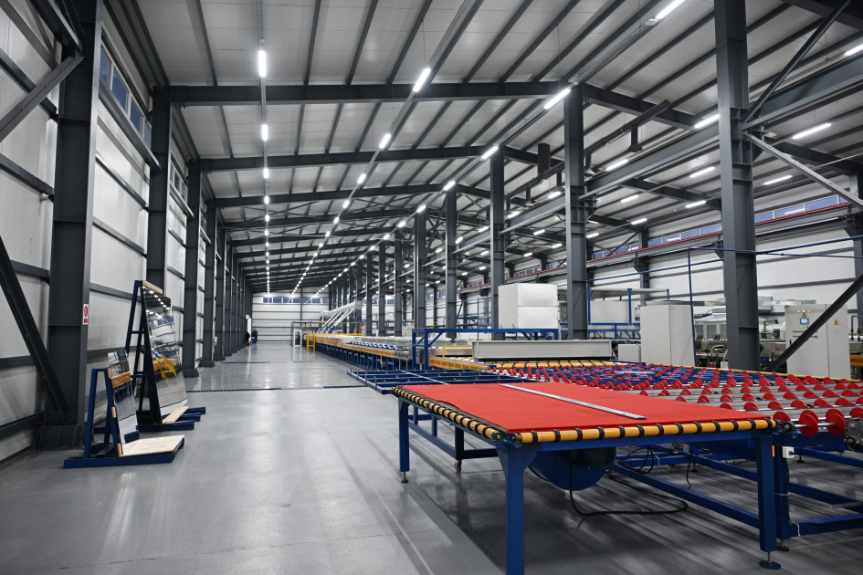 Президент Ильхам Алиев принял участие в открытии завода по производству зеркальных листов в Сумгайытском промышленном парке (ФОТО)