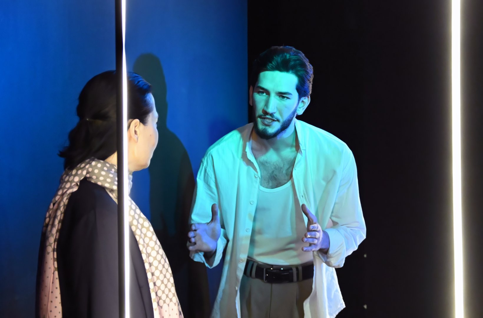 Искусственный интеллект в азербайджанской премьере – зеркало человеческих страхов (ФОТО)